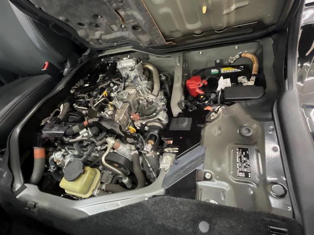 ハイエースバン スーパーＧＬ　ダークプライムＩＩ　ディーゼル　４ＷＤ　ＢＩＧ－Ｘ１１インチナビ　両側電動スライドドア　禁煙車　バックカメラ　衝突軽減システム　スマートキー　ＬＥＤヘッド　ＥＴＣ　車線逸脱警報　オートハイビーム　オートエアコン（18枚目）