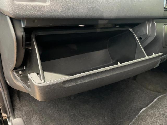 ハイエースバン スーパーＧＬ　ダークプライムＩＩ　ディーゼル　４ＷＤ　ＢＩＧ－Ｘ１１インチナビ　両側電動スライドドア　禁煙車　バックカメラ　衝突軽減システム　スマートキー　ＬＥＤヘッド　ＥＴＣ　車線逸脱警報　オートハイビーム　オートエアコン（43枚目）