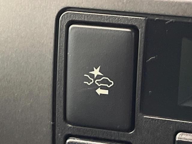 ハイエースバン スーパーＧＬ　ダークプライムＩＩ　ディーゼル　４ＷＤ　ＢＩＧ－Ｘ１１インチナビ　両側電動スライドドア　禁煙車　バックカメラ　衝突軽減システム　スマートキー　ＬＥＤヘッド　ＥＴＣ　車線逸脱警報　オートハイビーム　オートエアコン（47枚目）