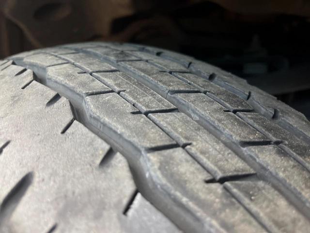 ハイエースバン スーパーＧＬ　ダークプライムＩＩ　ディーゼル　４ＷＤ　ＢＩＧ－Ｘ１１インチナビ　両側電動スライドドア　禁煙車　バックカメラ　衝突軽減システム　スマートキー　ＬＥＤヘッド　ＥＴＣ　車線逸脱警報　オートハイビーム　オートエアコン（55枚目）