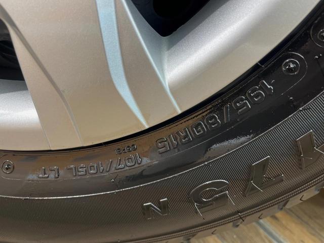 ハイエースバン スーパーＧＬ　ダークプライムＩＩ　ディーゼル　４ＷＤ　ＢＩＧ－Ｘ１１インチナビ　両側電動スライドドア　禁煙車　バックカメラ　衝突軽減システム　スマートキー　ＬＥＤヘッド　ＥＴＣ　車線逸脱警報　オートハイビーム　オートエアコン（56枚目）