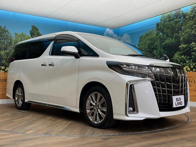 アルファード 2.5S タイプゴールド 4WD 後席モニター 寒冷地仕様 ナビ機能付きディスプレイオーディオ DVD再生 禁煙車 両側電動スライドドア AC100V電源 バックカメラ セーフティセンス レーダークルーズ 電動リアゲート(17枚目)