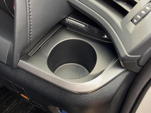 アルファード 2.5S タイプゴールド 4WD 後席モニター 寒冷地仕様 ナビ機能付きディスプレイオーディオ DVD再生 禁煙車 両側電動スライドドア AC100V電源 バックカメラ セーフティセンス レーダークルーズ 電動リアゲート(44枚目)