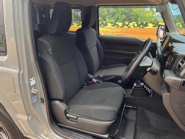 ジムニー ＸＬ　４ＷＤ　５速ＭＴ車　衝突被害軽減システム　禁煙車　シートヒーター　スマートキー　ＥＴＣ　車線逸脱警報　オートライト　オートエアコン　ミラーヒーター　アイドリングストップ（8枚目）