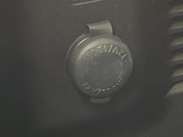 ジムニー ＸＬ　４ＷＤ　５速ＭＴ車　衝突被害軽減システム　禁煙車　シートヒーター　スマートキー　ＥＴＣ　車線逸脱警報　オートライト　オートエアコン　ミラーヒーター　アイドリングストップ（58枚目）