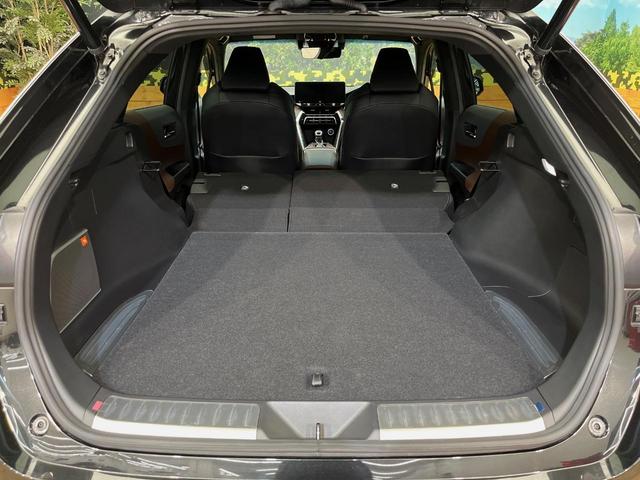 ハリアーハイブリッド Ｚ　レザーパッケージ　４ＷＤ　禁煙車　モデリスタエアロ・ホイール　全周囲カメラ　１２．３型ナビ　ＪＢＬサウンド　パワーバックドア　レーダークルーズコントロール　黒革シート　シートベンチレーション　デジタルインナーミラー（12枚目）