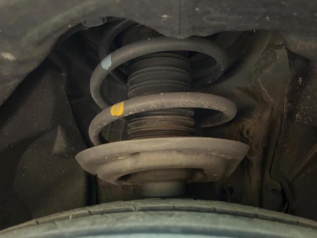 ハリアーハイブリッド Ｚ　レザーパッケージ　４ＷＤ　禁煙車　モデリスタエアロ・ホイール　全周囲カメラ　１２．３型ナビ　ＪＢＬサウンド　パワーバックドア　レーダークルーズコントロール　黒革シート　シートベンチレーション　デジタルインナーミラー（21枚目）