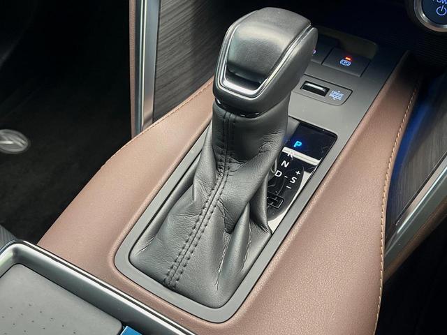 ハリアーハイブリッド Ｚ　レザーパッケージ　４ＷＤ　禁煙車　モデリスタエアロ・ホイール　全周囲カメラ　１２．３型ナビ　ＪＢＬサウンド　パワーバックドア　レーダークルーズコントロール　黒革シート　シートベンチレーション　デジタルインナーミラー（27枚目）