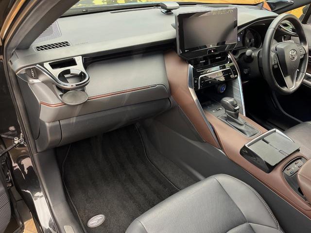 ハリアーハイブリッド Ｚ　レザーパッケージ　４ＷＤ　禁煙車　モデリスタエアロ・ホイール　全周囲カメラ　１２．３型ナビ　ＪＢＬサウンド　パワーバックドア　レーダークルーズコントロール　黒革シート　シートベンチレーション　デジタルインナーミラー（35枚目）