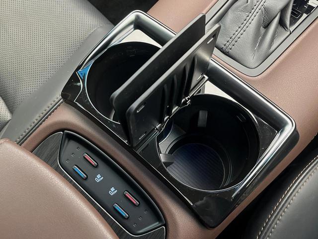 ハリアーハイブリッド Ｚ　レザーパッケージ　４ＷＤ　禁煙車　モデリスタエアロ・ホイール　全周囲カメラ　１２．３型ナビ　ＪＢＬサウンド　パワーバックドア　レーダークルーズコントロール　黒革シート　シートベンチレーション　デジタルインナーミラー（60枚目）