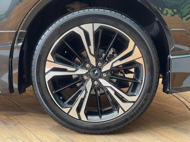 ハリアーハイブリッド Ｚ　レザーパッケージ　４ＷＤ　禁煙車　モデリスタエアロ・ホイール　全周囲カメラ　１２．３型ナビ　ＪＢＬサウンド　パワーバックドア　レーダークルーズコントロール　黒革シート　シートベンチレーション　デジタルインナーミラー（74枚目）