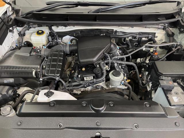 ランドクルーザープラド ＴＸ　Ｌパッケージ　７０ｔｈアニバーサリーリミテッド　サンルーフ　寒冷地仕様　７人乗り　１０型ナビ　ルーフレール　レーダークルーズ　茶革シート　シートベンチレーション　バックカメラ　クリアランスソナー　ＬＥＤヘッドライト　純正１８インチアルミ　ＥＴＣ（19枚目）