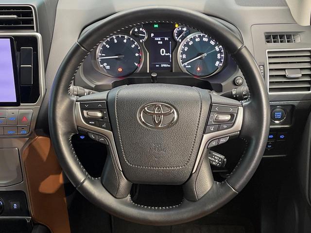 ランドクルーザープラド ＴＸ　Ｌパッケージ　７０ｔｈアニバーサリーリミテッド　サンルーフ　寒冷地仕様　７人乗り　１０型ナビ　ルーフレール　レーダークルーズ　茶革シート　シートベンチレーション　バックカメラ　クリアランスソナー　ＬＥＤヘッドライト　純正１８インチアルミ　ＥＴＣ（21枚目）