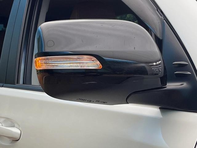 ランドクルーザープラド ＴＸ　Ｌパッケージ　７０ｔｈアニバーサリーリミテッド　サンルーフ　寒冷地仕様　７人乗り　１０型ナビ　ルーフレール　レーダークルーズ　茶革シート　シートベンチレーション　バックカメラ　クリアランスソナー　ＬＥＤヘッドライト　純正１８インチアルミ　ＥＴＣ（45枚目）