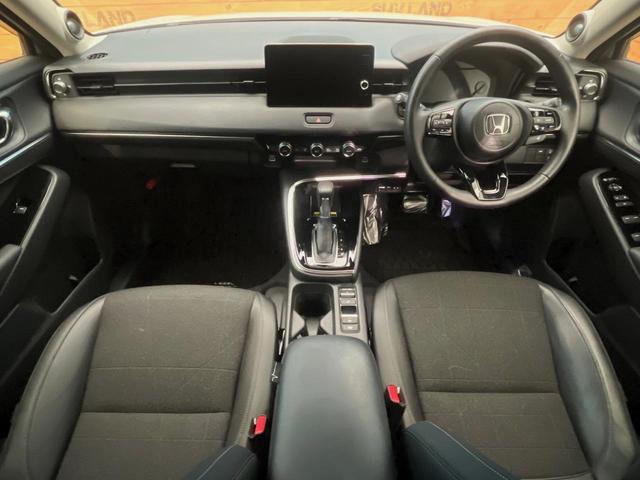 ヴェゼル ｅ：ＨＥＶ　Ｚ　４ＷＤ　禁煙車　９型ホンダコネクトディスプレイ　全周囲カメラ　プレミアムオーディオ　ホンダセンシング　寒冷地仕様　ハンズフリーパワーバックドア　ステアリングヒーター　シートヒーター　ＥＴＣ（2枚目）