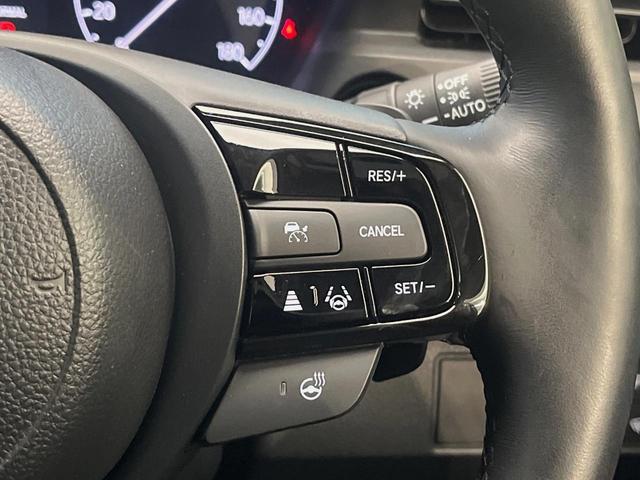 ヴェゼル ｅ：ＨＥＶ　Ｚ　４ＷＤ　禁煙車　９型ホンダコネクトディスプレイ　全周囲カメラ　プレミアムオーディオ　ホンダセンシング　寒冷地仕様　ハンズフリーパワーバックドア　ステアリングヒーター　シートヒーター　ＥＴＣ（5枚目）