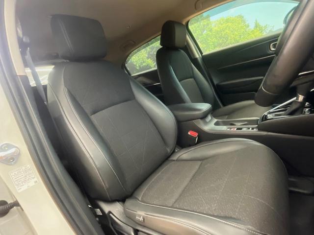 ヴェゼル ｅ：ＨＥＶ　Ｚ　４ＷＤ　禁煙車　９型ホンダコネクトディスプレイ　全周囲カメラ　プレミアムオーディオ　ホンダセンシング　寒冷地仕様　ハンズフリーパワーバックドア　ステアリングヒーター　シートヒーター　ＥＴＣ（9枚目）