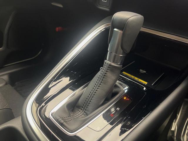 ヴェゼル ｅ：ＨＥＶ　Ｚ　４ＷＤ　禁煙車　９型ホンダコネクトディスプレイ　全周囲カメラ　プレミアムオーディオ　ホンダセンシング　寒冷地仕様　ハンズフリーパワーバックドア　ステアリングヒーター　シートヒーター　ＥＴＣ（23枚目）