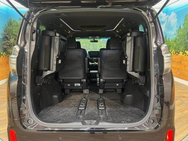 ヴェルファイア ２．５Ｚ　Ａエディション　ゴールデンアイズ　４ＷＤ　禁煙車　寒冷地仕様　純正１０型ナビ　１２．１型フリップダウンモニター　パワーバックドア　両側電動スライドドア　バックカメラ　クルーズコントロール　リヤオートエアコン　アクセサリーコンセント（12枚目）