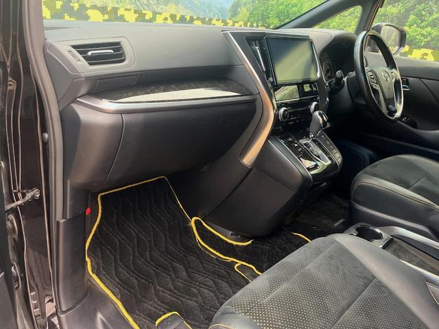 ヴェルファイア ２．５Ｚ　Ａエディション　ゴールデンアイズ　４ＷＤ　禁煙車　寒冷地仕様　純正１０型ナビ　１２．１型フリップダウンモニター　パワーバックドア　両側電動スライドドア　バックカメラ　クルーズコントロール　リヤオートエアコン　アクセサリーコンセント（35枚目）