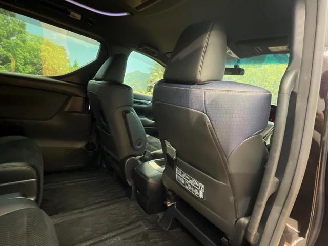 ヴェルファイア ２．５Ｚ　Ａエディション　ゴールデンアイズ　４ＷＤ　禁煙車　寒冷地仕様　純正１０型ナビ　１２．１型フリップダウンモニター　パワーバックドア　両側電動スライドドア　バックカメラ　クルーズコントロール　リヤオートエアコン　アクセサリーコンセント（36枚目）