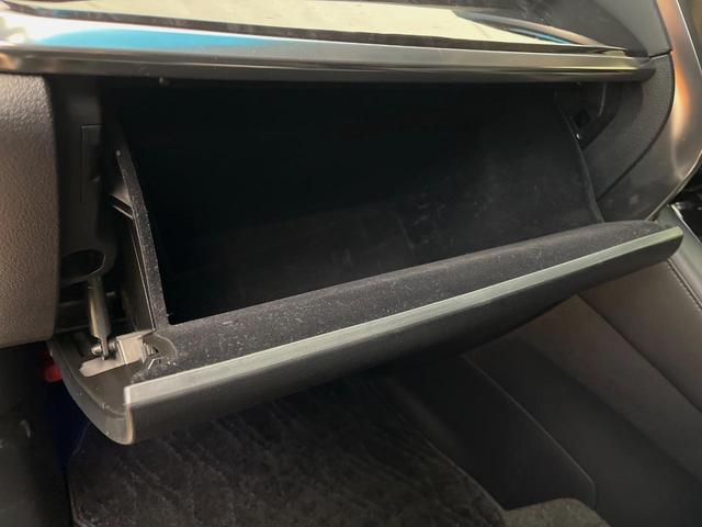 ヴェルファイアハイブリッド ＺＲ　Ｇエディション　サンルーフ　モデリスタエアロ　後席モニター　ＪＢＬサウンドシステム　全周囲カメラ　寒冷地仕様　純正９型ナビ　デジタルインナーミラー　レーダークルーズ　シートベンチレーション　３眼ＬＥＤヘッドライト（46枚目）