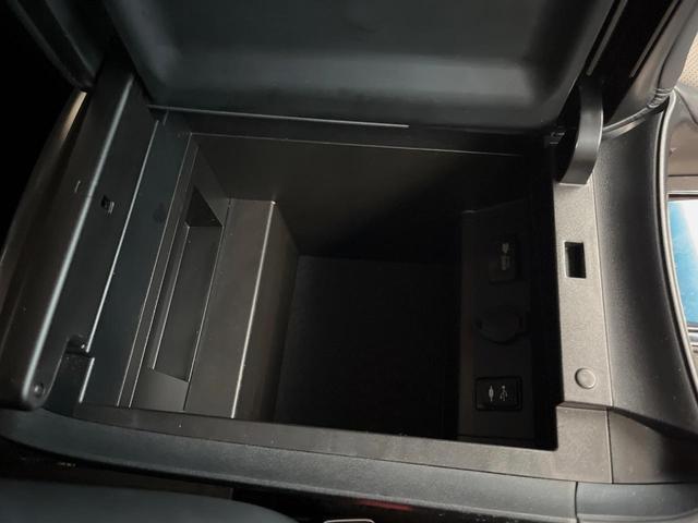 ヴェルファイアハイブリッド ＺＲ　Ｇエディション　サンルーフ　モデリスタエアロ　後席モニター　ＪＢＬサウンドシステム　全周囲カメラ　寒冷地仕様　純正９型ナビ　デジタルインナーミラー　レーダークルーズ　シートベンチレーション　３眼ＬＥＤヘッドライト（47枚目）