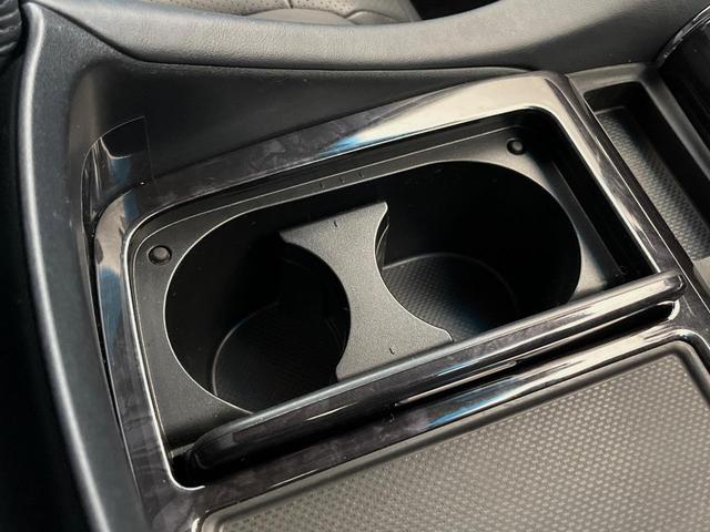 ヴェルファイアハイブリッド ＺＲ　Ｇエディション　サンルーフ　モデリスタエアロ　後席モニター　ＪＢＬサウンドシステム　全周囲カメラ　寒冷地仕様　純正９型ナビ　デジタルインナーミラー　レーダークルーズ　シートベンチレーション　３眼ＬＥＤヘッドライト（48枚目）