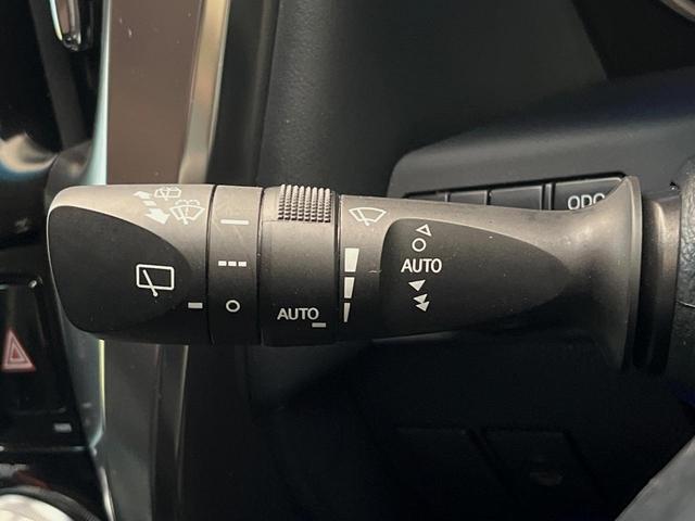 ヴェルファイアハイブリッド ＺＲ　Ｇエディション　サンルーフ　モデリスタエアロ　後席モニター　ＪＢＬサウンドシステム　全周囲カメラ　寒冷地仕様　純正９型ナビ　デジタルインナーミラー　レーダークルーズ　シートベンチレーション　３眼ＬＥＤヘッドライト（68枚目）