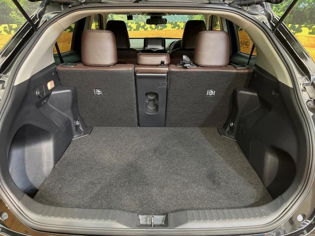 ヤリスクロス ハイブリッドZ 4WD 8型ディスプレイオーディオ シートヒーター 禁煙車 パワーシート レーダークルーズコントロール オートマチックハイビーム バックカメラ ETC オートライト LEDヘッドライト ブラウン内装(12枚目)