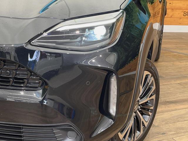 ヤリスクロス ハイブリッドZ 4WD 8型ディスプレイオーディオ シートヒーター 禁煙車 パワーシート レーダークルーズコントロール オートマチックハイビーム バックカメラ ETC オートライト LEDヘッドライト ブラウン内装(13枚目)