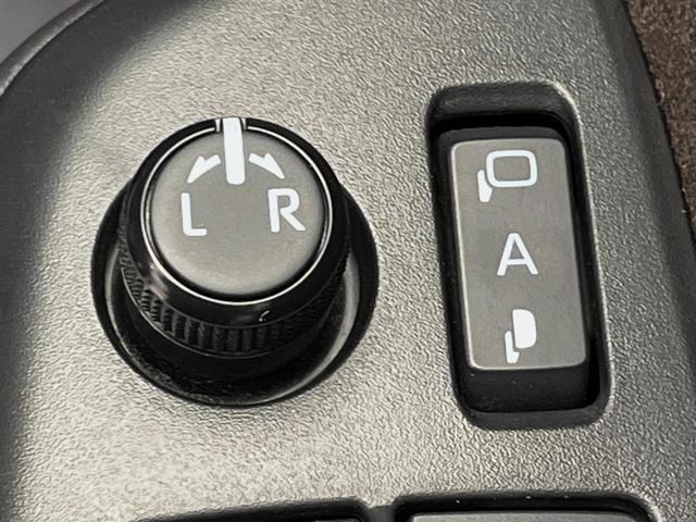 ヤリスクロス ハイブリッドZ 4WD 8型ディスプレイオーディオ シートヒーター 禁煙車 パワーシート レーダークルーズコントロール オートマチックハイビーム バックカメラ ETC オートライト LEDヘッドライト ブラウン内装(41枚目)