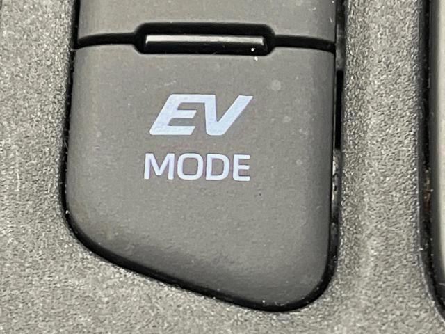 ヤリスクロス ハイブリッドZ 4WD 8型ディスプレイオーディオ シートヒーター 禁煙車 パワーシート レーダークルーズコントロール オートマチックハイビーム バックカメラ ETC オートライト LEDヘッドライト ブラウン内装(49枚目)