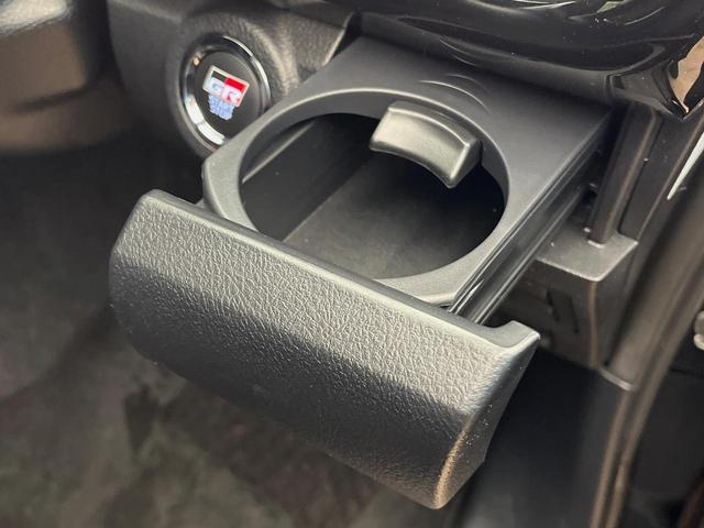 ハイラックス Z GRスポーツ 4WD 8インチナビ機能付きディスプレイオーディオ 全周囲カメラ レーダークルーズコントロール パワーシート プリクラッシュセーフティ LEDヘッドライト ベッドライナー(50枚目)