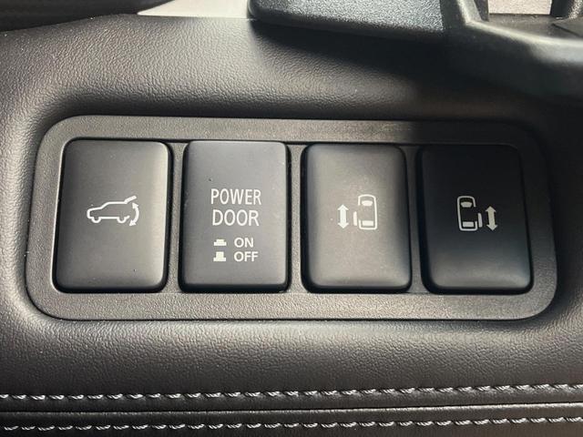 デリカD:5 P BIGX11型ナビ 8人乗 グッドリッチ16インチオールテレーンタイヤ 禁煙車 全周囲カメラ 両側電動ドア パワーバックドア シートヒーター パワーシート LEDヘッドライト ETC フルセグ(5枚目)