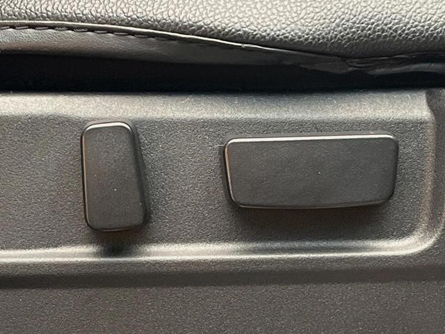 デリカD:5 P BIGX11型ナビ 8人乗 グッドリッチ16インチオールテレーンタイヤ 禁煙車 全周囲カメラ 両側電動ドア パワーバックドア シートヒーター パワーシート LEDヘッドライト ETC フルセグ(8枚目)