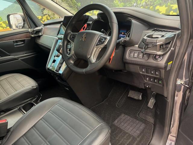 デリカD:5 P BIGX11型ナビ 8人乗 グッドリッチ16インチオールテレーンタイヤ 禁煙車 全周囲カメラ 両側電動ドア パワーバックドア シートヒーター パワーシート LEDヘッドライト ETC フルセグ(61枚目)