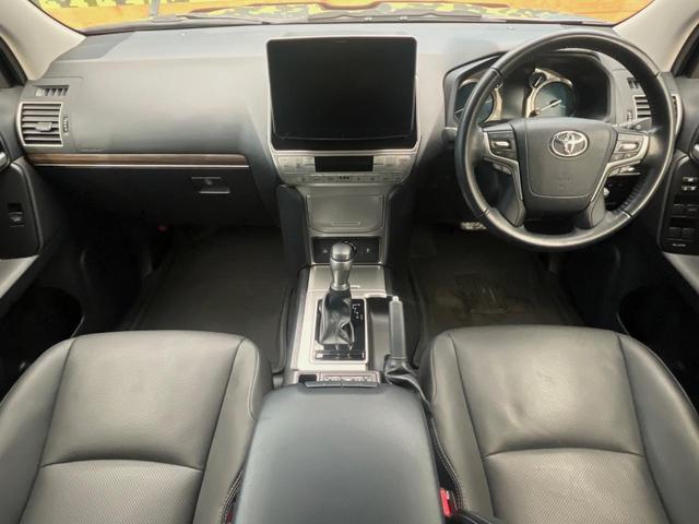 ランドクルーザープラド ＴＸ　Ｌパッケージ　マットブラックエディション　４ＷＤ　サンルーフ　ＢＩＧ－Ｘ１１インチナビ　寒冷地仕様　レーダークルーズコントロール　ブラックラダールーフレール　シートベンチレーション　バックカメラ　ＬＥＤヘッドライト・フォグライト（2枚目）