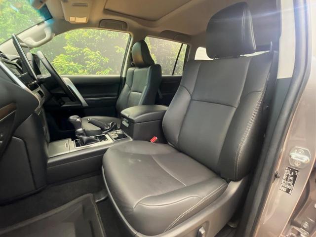 ランドクルーザープラド ＴＸ　Ｌパッケージ　マットブラックエディション　４ＷＤ　サンルーフ　ＢＩＧ－Ｘ１１インチナビ　寒冷地仕様　レーダークルーズコントロール　ブラックラダールーフレール　シートベンチレーション　バックカメラ　ＬＥＤヘッドライト・フォグライト（38枚目）