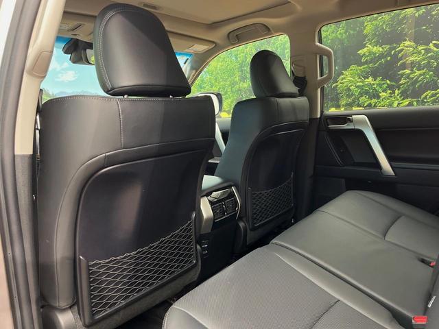 ランドクルーザープラド ＴＸ　Ｌパッケージ　マットブラックエディション　４ＷＤ　サンルーフ　ＢＩＧ－Ｘ１１インチナビ　寒冷地仕様　レーダークルーズコントロール　ブラックラダールーフレール　シートベンチレーション　バックカメラ　ＬＥＤヘッドライト・フォグライト（41枚目）