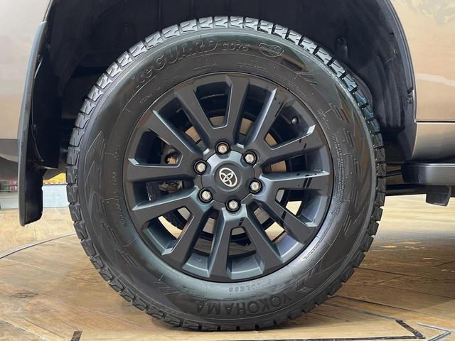 ランドクルーザープラド ＴＸ　Ｌパッケージ　マットブラックエディション　４ＷＤ　サンルーフ　ＢＩＧ－Ｘ１１インチナビ　寒冷地仕様　レーダークルーズコントロール　ブラックラダールーフレール　シートベンチレーション　バックカメラ　ＬＥＤヘッドライト・フォグライト（61枚目）