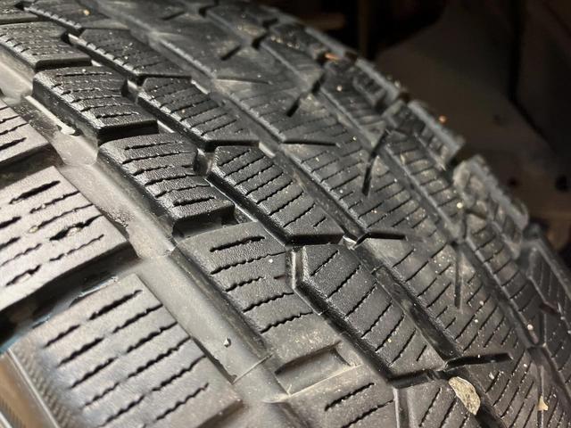 ランドクルーザープラド ＴＸ　Ｌパッケージ　マットブラックエディション　４ＷＤ　サンルーフ　ＢＩＧ－Ｘ１１インチナビ　寒冷地仕様　レーダークルーズコントロール　ブラックラダールーフレール　シートベンチレーション　バックカメラ　ＬＥＤヘッドライト・フォグライト（63枚目）