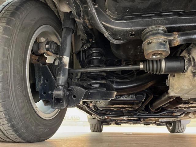 ヴェゼル ハイブリッドＸ・ホンダセンシング　４ＷＤ　禁煙車　ホンダセンシング　純正ナビ　寒冷地仕様　アダプティブクルーズコントロール　シートヒーター　ＥＴＣ　バックカメラ　純正１６インチアルミホイール　純正革巻きステアリング（20枚目）