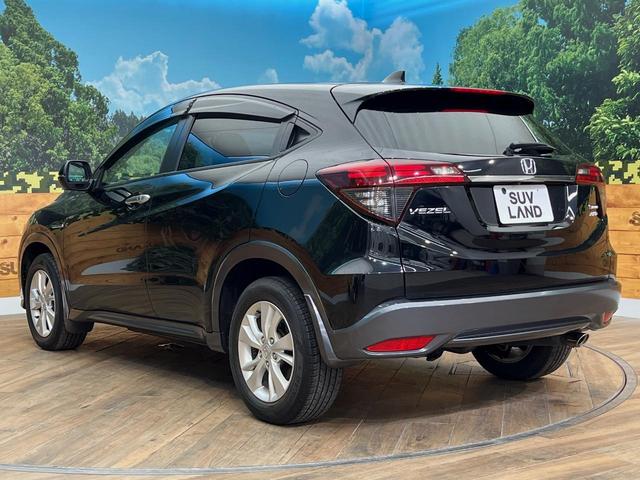 ヴェゼル ハイブリッドＸ・ホンダセンシング　４ＷＤ　禁煙車　ホンダセンシング　純正ナビ　寒冷地仕様　アダプティブクルーズコントロール　シートヒーター　ＥＴＣ　バックカメラ　純正１６インチアルミホイール　純正革巻きステアリング（52枚目）