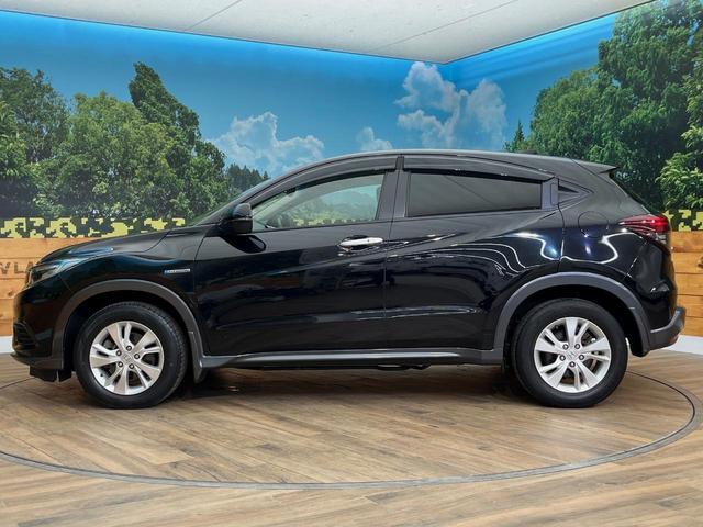 ヴェゼル ハイブリッドＸ・ホンダセンシング　４ＷＤ　禁煙車　ホンダセンシング　純正ナビ　寒冷地仕様　アダプティブクルーズコントロール　シートヒーター　ＥＴＣ　バックカメラ　純正１６インチアルミホイール　純正革巻きステアリング（53枚目）