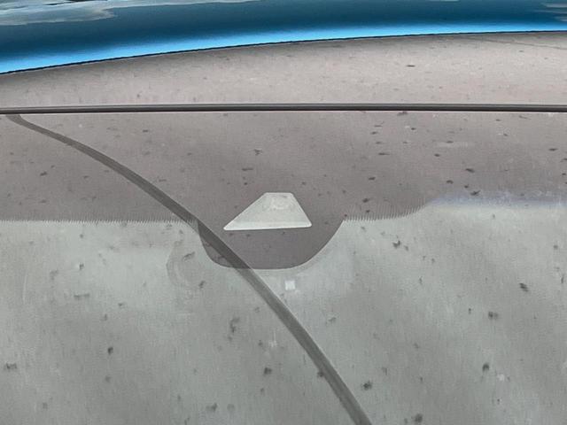 ヴェゼル ハイブリッドＸ・ホンダセンシング　４ＷＤ　禁煙車　ホンダセンシング　純正ナビ　寒冷地仕様　アダプティブクルーズコントロール　シートヒーター　ＥＴＣ　バックカメラ　純正１６インチアルミホイール　純正革巻きステアリング（57枚目）