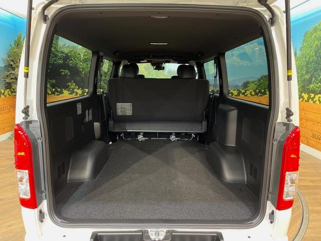 ハイエースバン ロングスーパーGL ダークプライムS 4WD ディーゼル BIGX11インチナビ 全周囲カメラ 寒冷地仕様 プリクラッシュセーフティ 両側電動スライドドア デジタルインナーミラー ウッドコンビステアリング ETC LEDヘッドライト(11枚目)