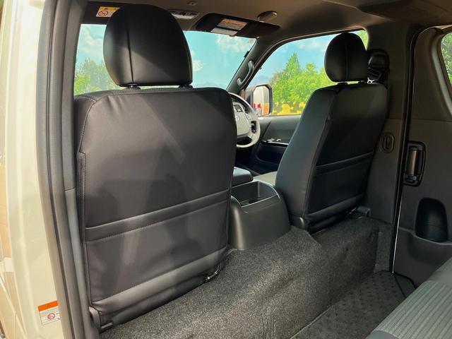 ハイエースバン ロングスーパーGL ダークプライムS 4WD ディーゼル BIGX11インチナビ 全周囲カメラ 寒冷地仕様 プリクラッシュセーフティ 両側電動スライドドア デジタルインナーミラー ウッドコンビステアリング ETC LEDヘッドライト(42枚目)