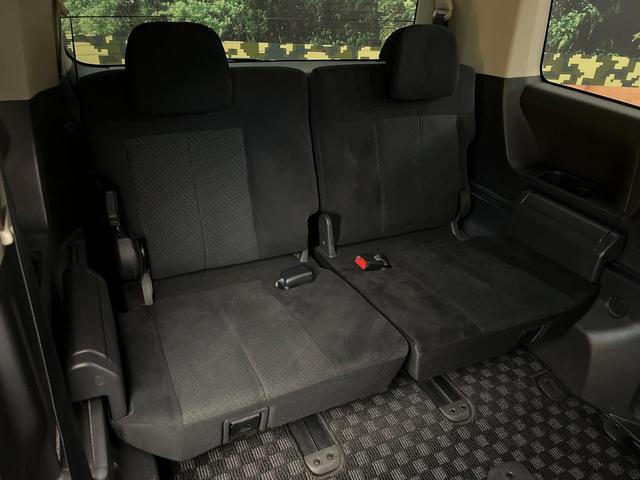 デリカD:5 D パワーパッケージ 8人乗 後席モニター ヨコハマジオランダーオールテレーンタイヤ 両側電動ドア シートヒーター 禁煙車 ETC バックカメラ クルーズコントロール フルセグ HIDヘッドライト オートエアコン(12枚目)