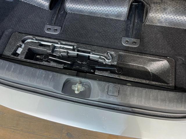 デリカD:5 D パワーパッケージ 8人乗 後席モニター ヨコハマジオランダーオールテレーンタイヤ 両側電動ドア シートヒーター 禁煙車 ETC バックカメラ クルーズコントロール フルセグ HIDヘッドライト オートエアコン(45枚目)